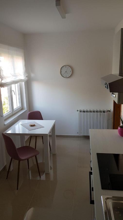 Apartments & Rooms Tom Μεντουλίν Εξωτερικό φωτογραφία