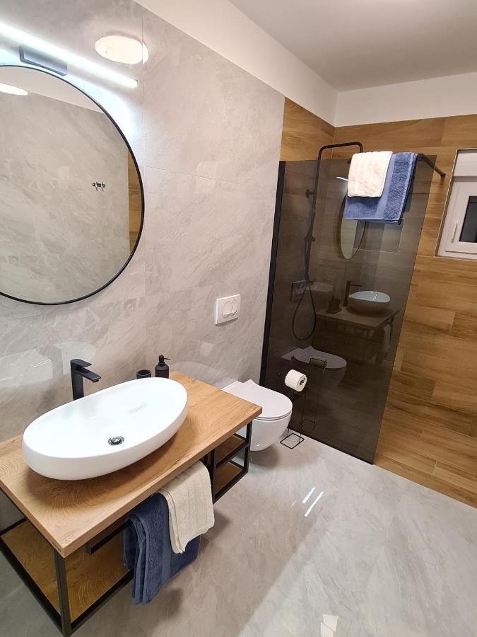 Apartments & Rooms Tom Μεντουλίν Εξωτερικό φωτογραφία