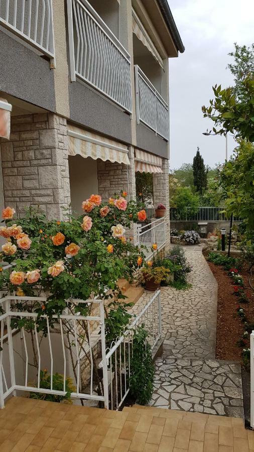 Apartments & Rooms Tom Μεντουλίν Εξωτερικό φωτογραφία
